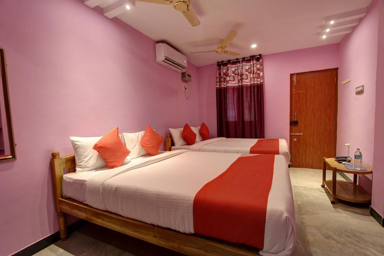 Oyo 38664 Rt Residency Hotel Golden Rock Exterior photo